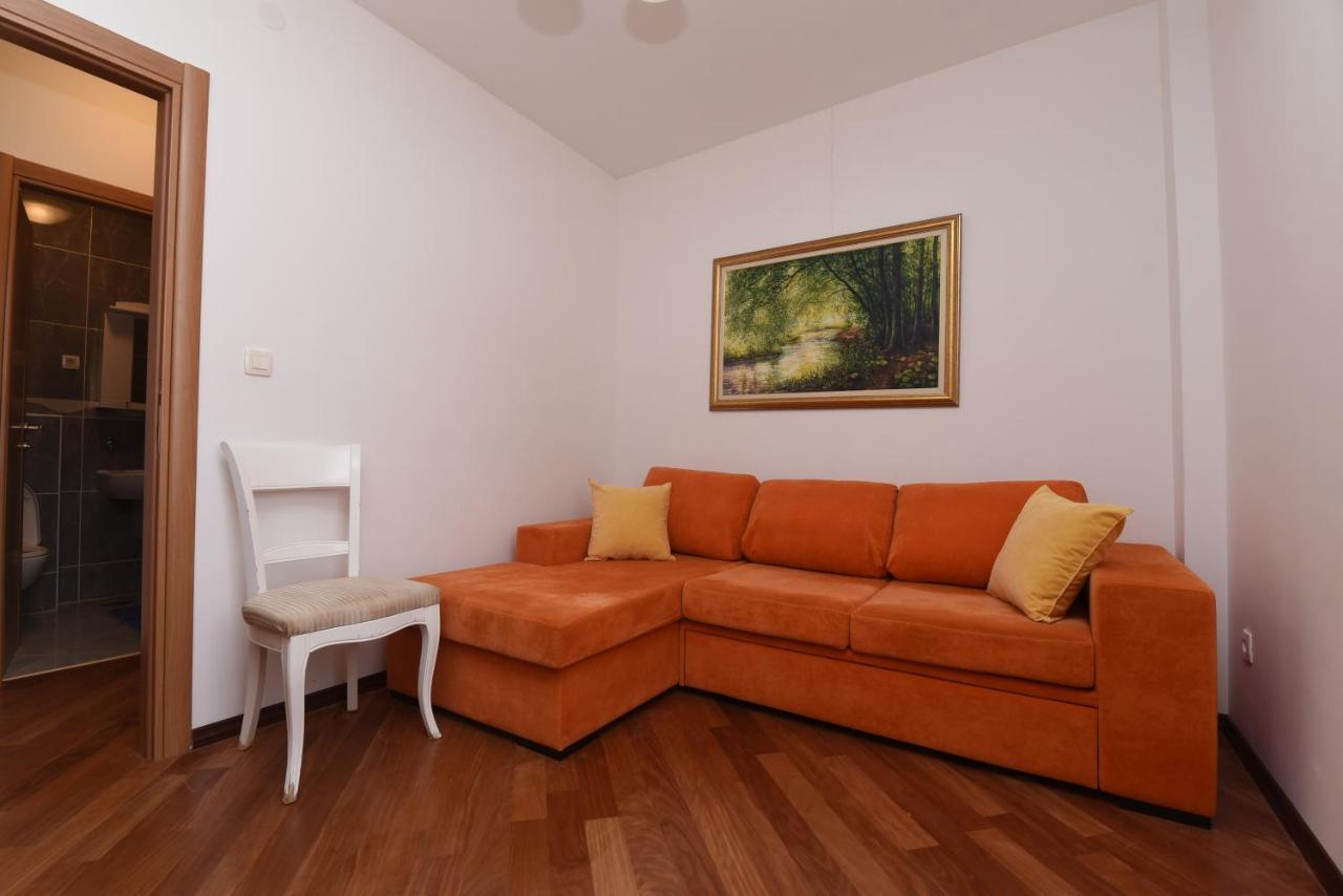 Apartamenti Enjoy Petrovac Exterior foto