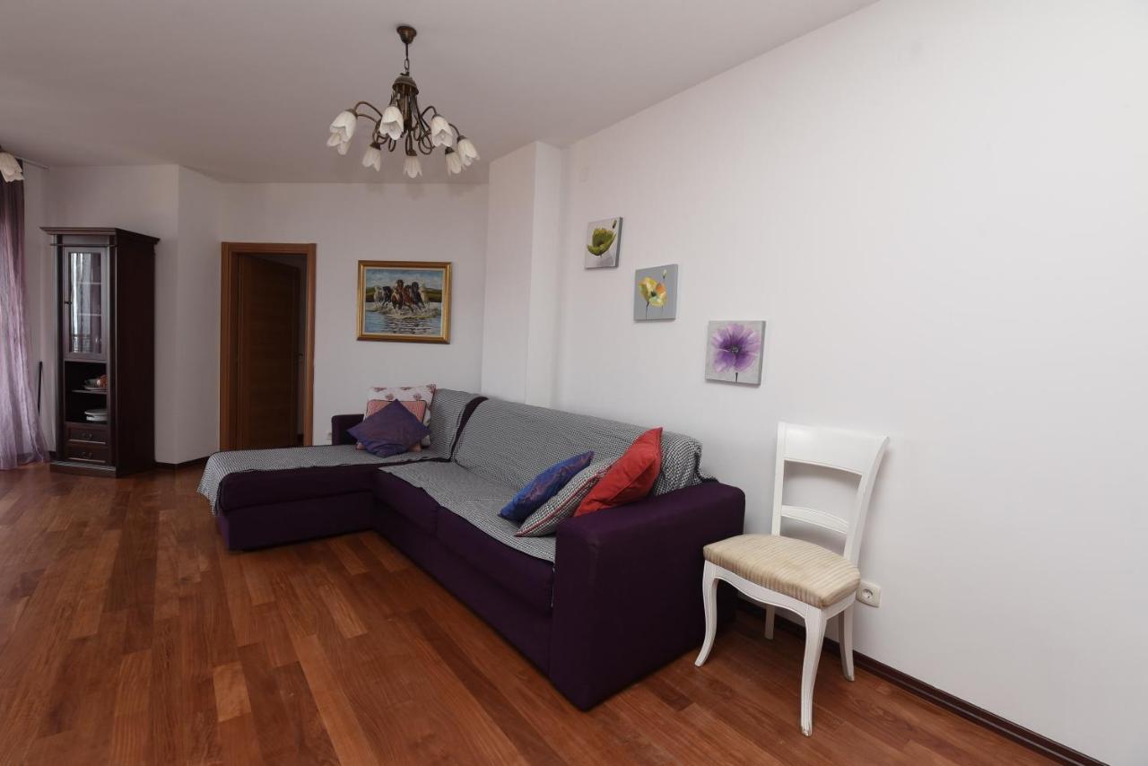 Apartamenti Enjoy Petrovac Exterior foto