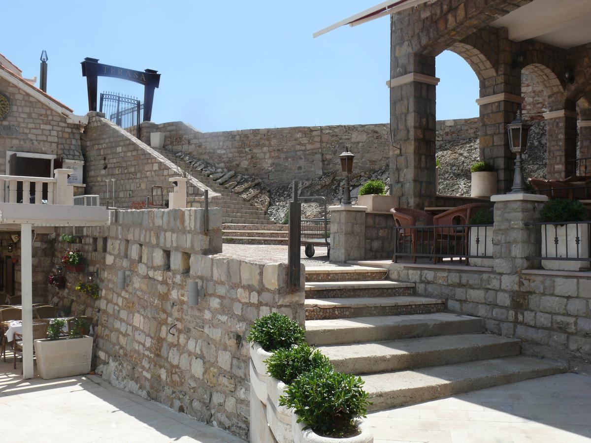 Apartamenti Enjoy Petrovac Exterior foto